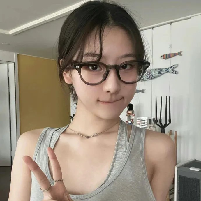 深蓝色的夜晚